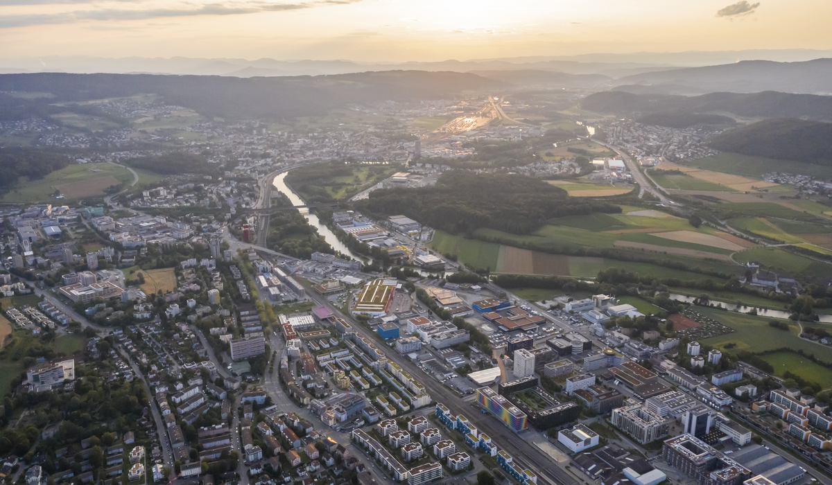 Titelbild des Artikel: Vom Limmattal zur Limmatstadt: Die beneidenswerte Entwicklung einer Region